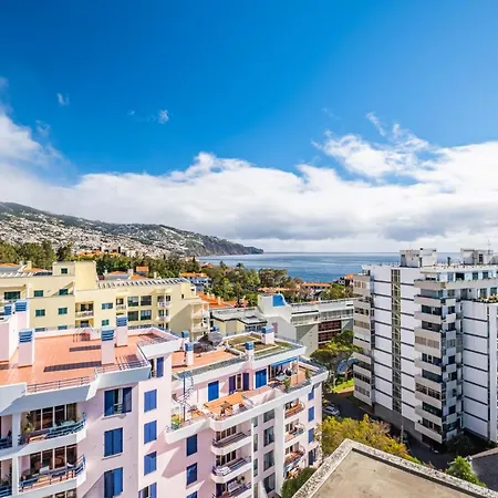 Casa Branca 360 - Penthouse - By Wehost Lägenhet Funchal (Madeira)