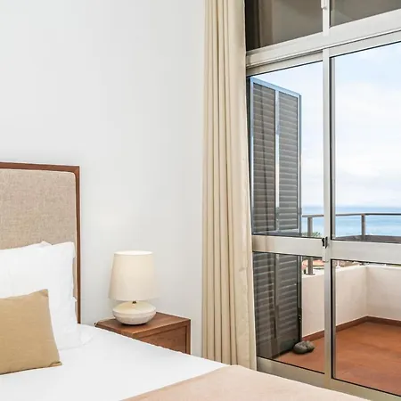 Casa Branca 360 - Penthouse - By Wehost * Funchal (Madeira)