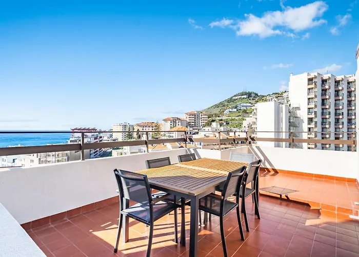 Casa Branca 360 - Penthouse - By Wehost * Funchal (Madeira)