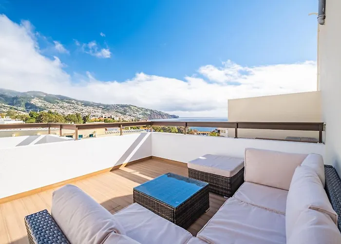 Casa Branca 360 - Penthouse - By Wehost Funchal (Madeira)